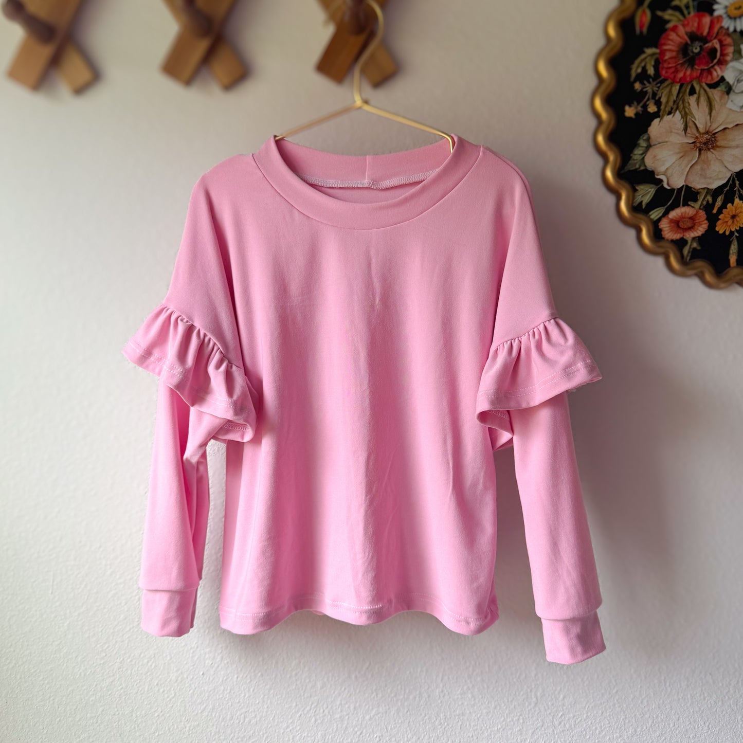 AT THE PARKS - Daisy Top