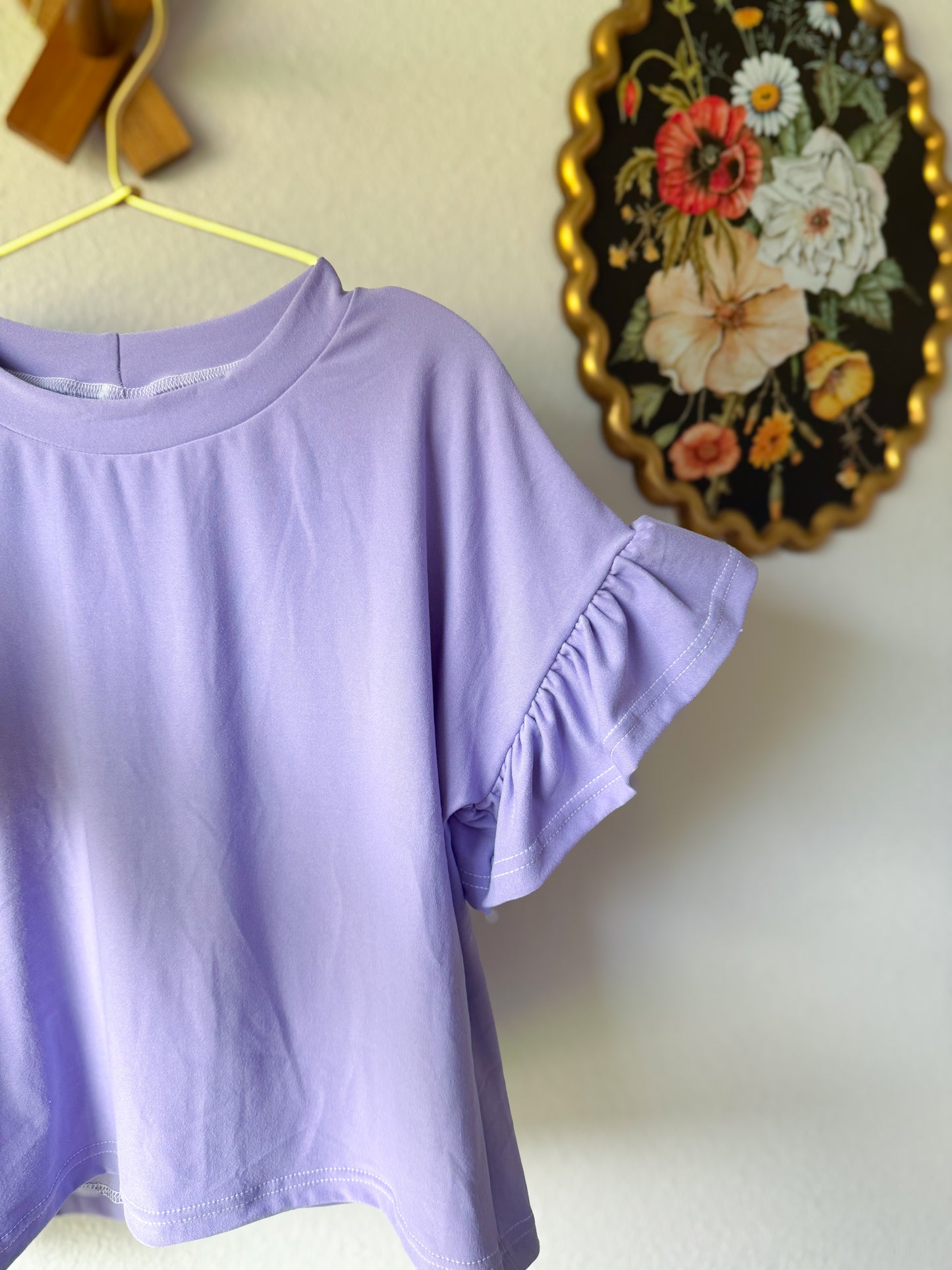 AT THE PARKS - Daisy Top