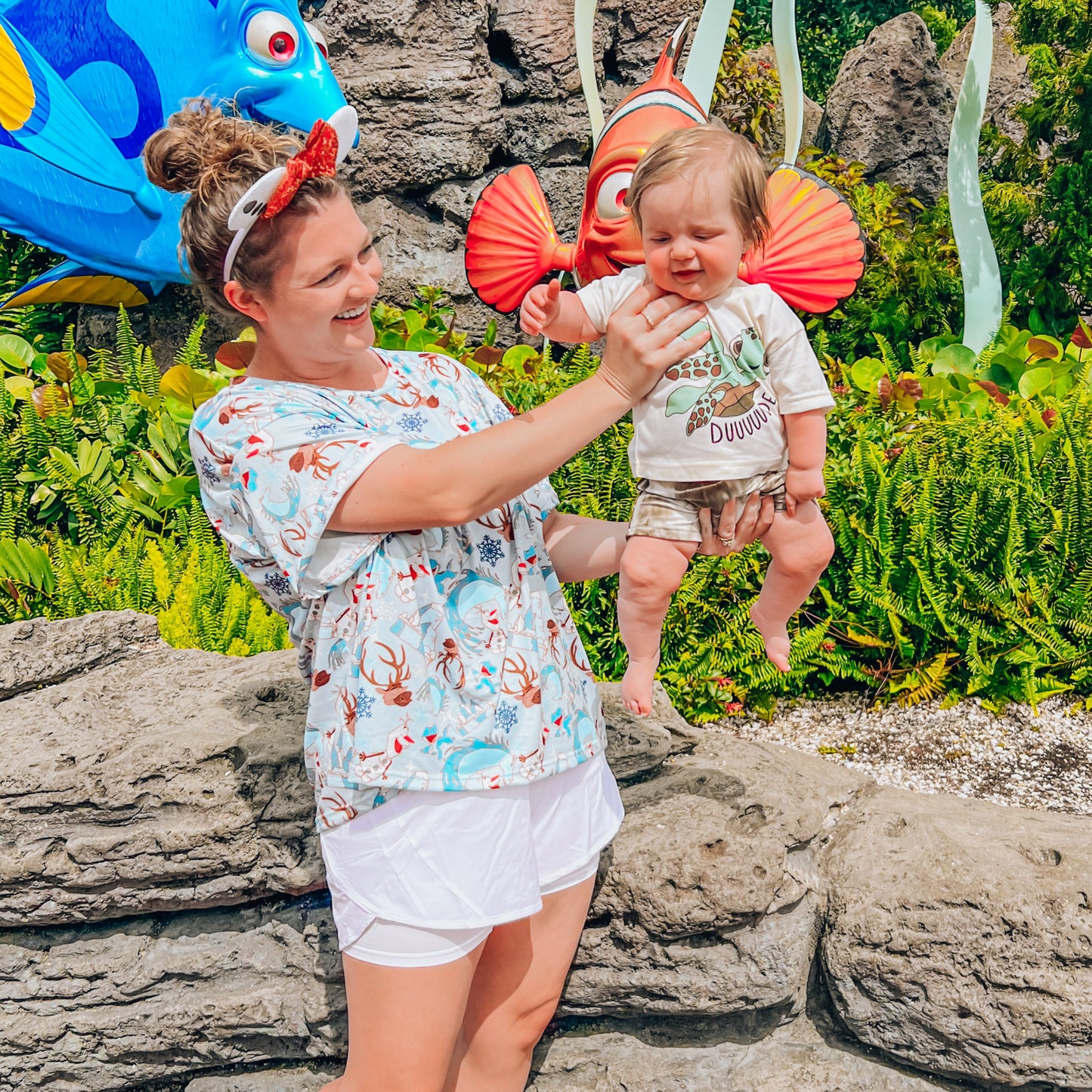 AT THE PARKS - Adult Daisy Top