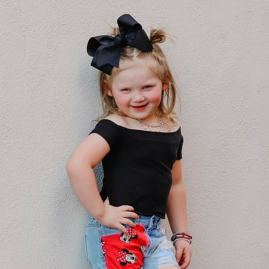 AT THE PARKS - Mia Leo