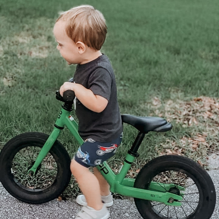 AT THE PARKS - Saylor Shorties